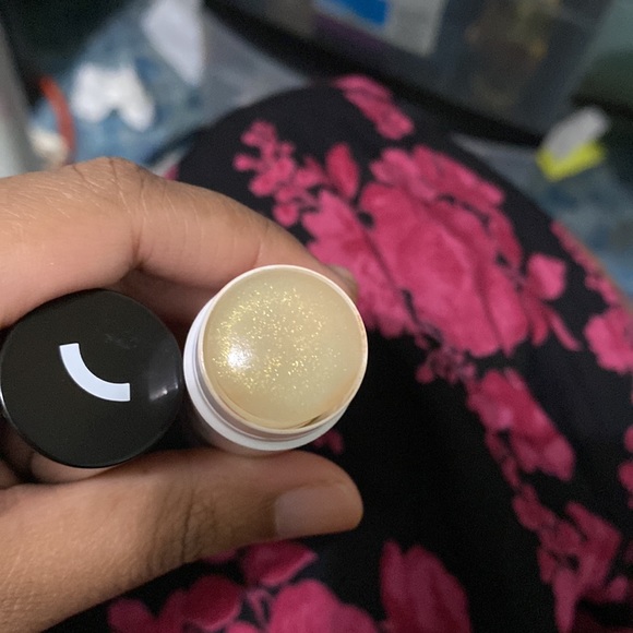 Ami cole highlighter - Picture 3 of 3